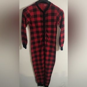 Women’s onesie quater buttons down long sleeves red plaid. S(oversized )